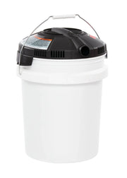 Black+Decker wet dry vacuum BDH12WD white background beauty shot front angle